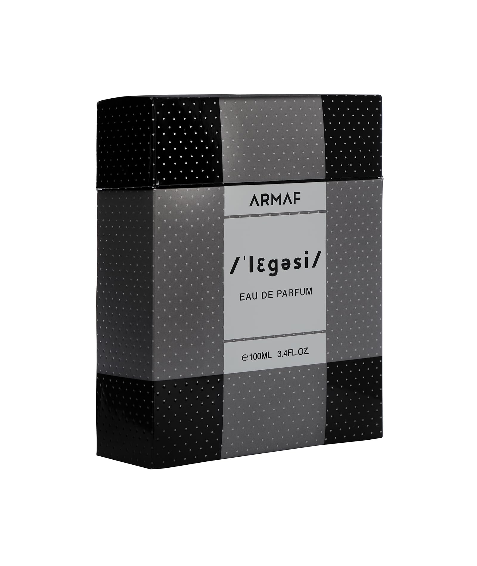 Armaf Legesi spray-application demonstrates easy, even scent distribution.
