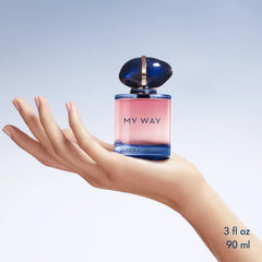 Armani Beauty My Way Intense tuberose heart offers lush floral depth.