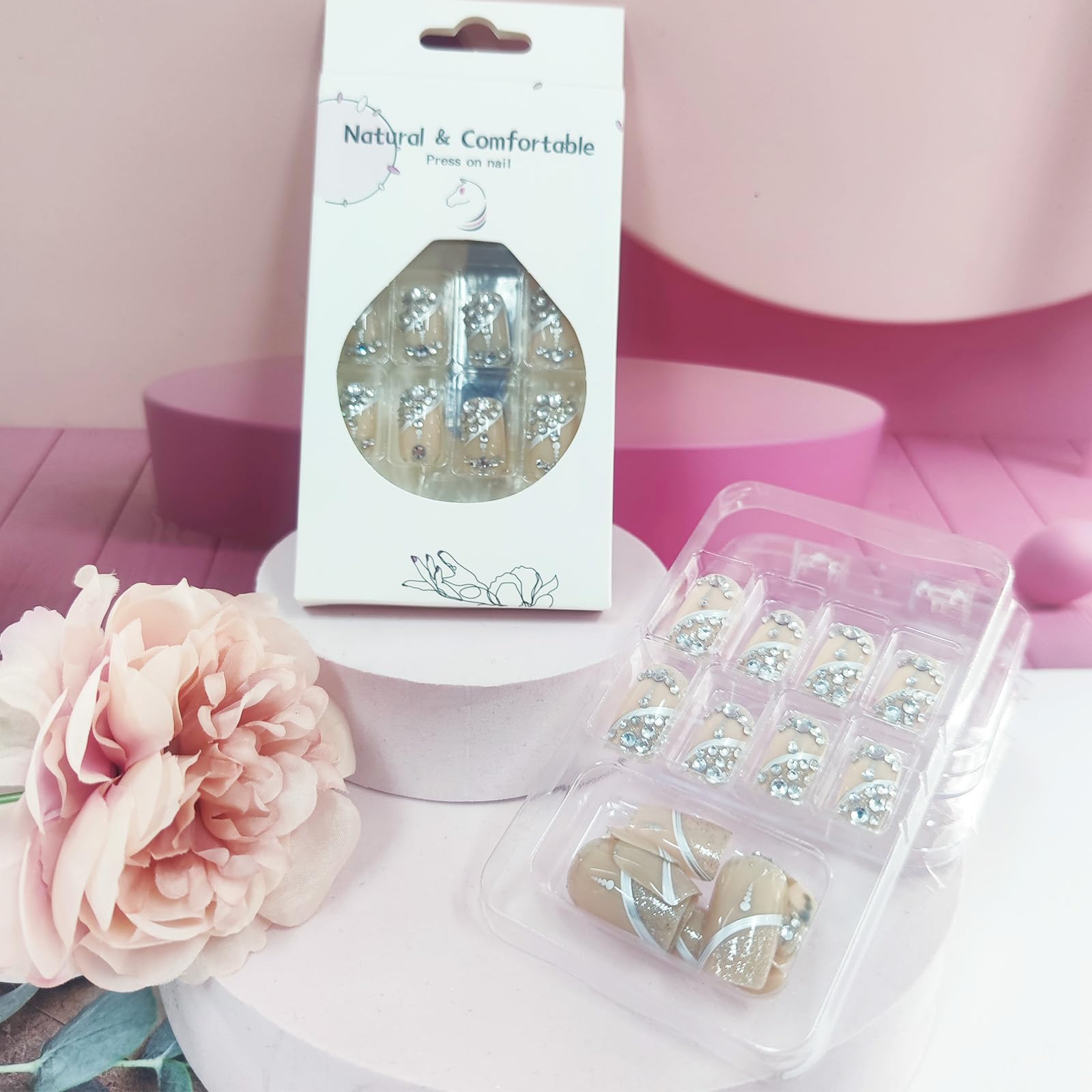 AROVFAM Silver Curve Line nails packaged with jelly glue stickers for easy at-home reuse