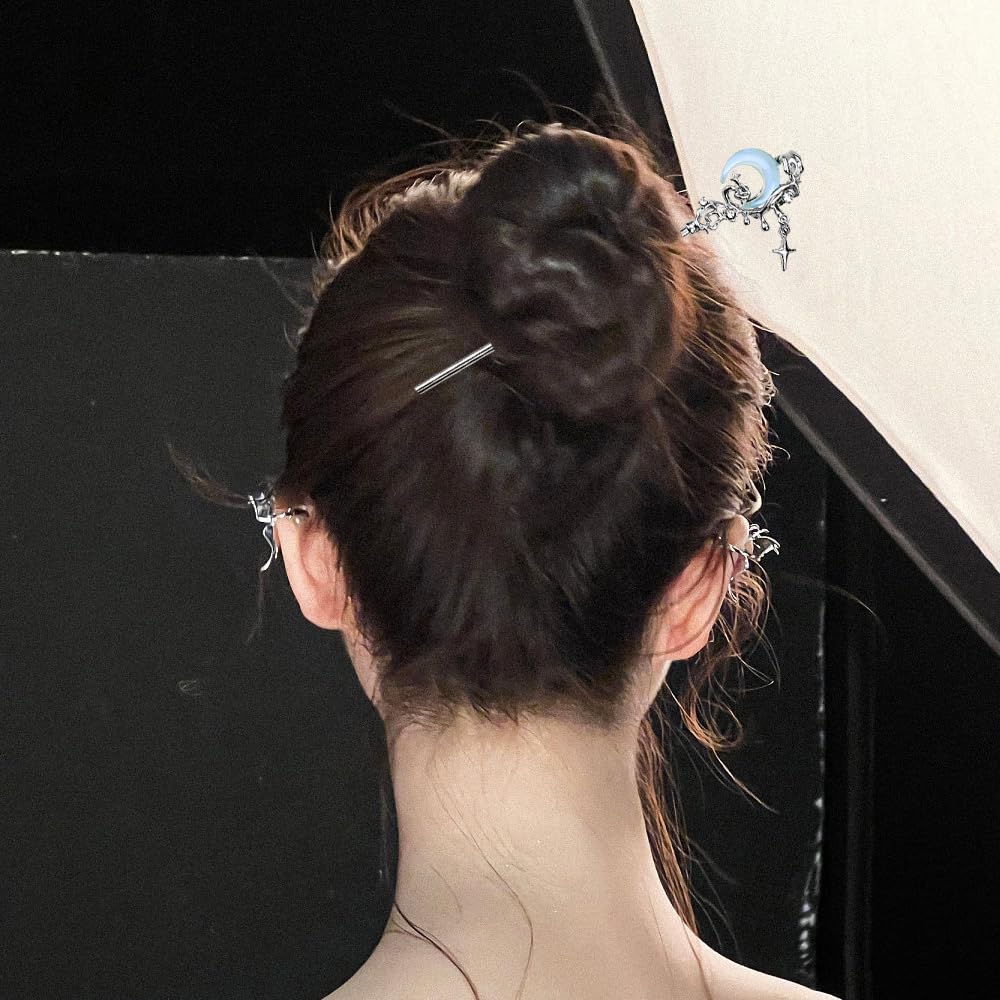 Arvintas Star Moon Hair Sticks vintage look accentuating Asian-inspired styling