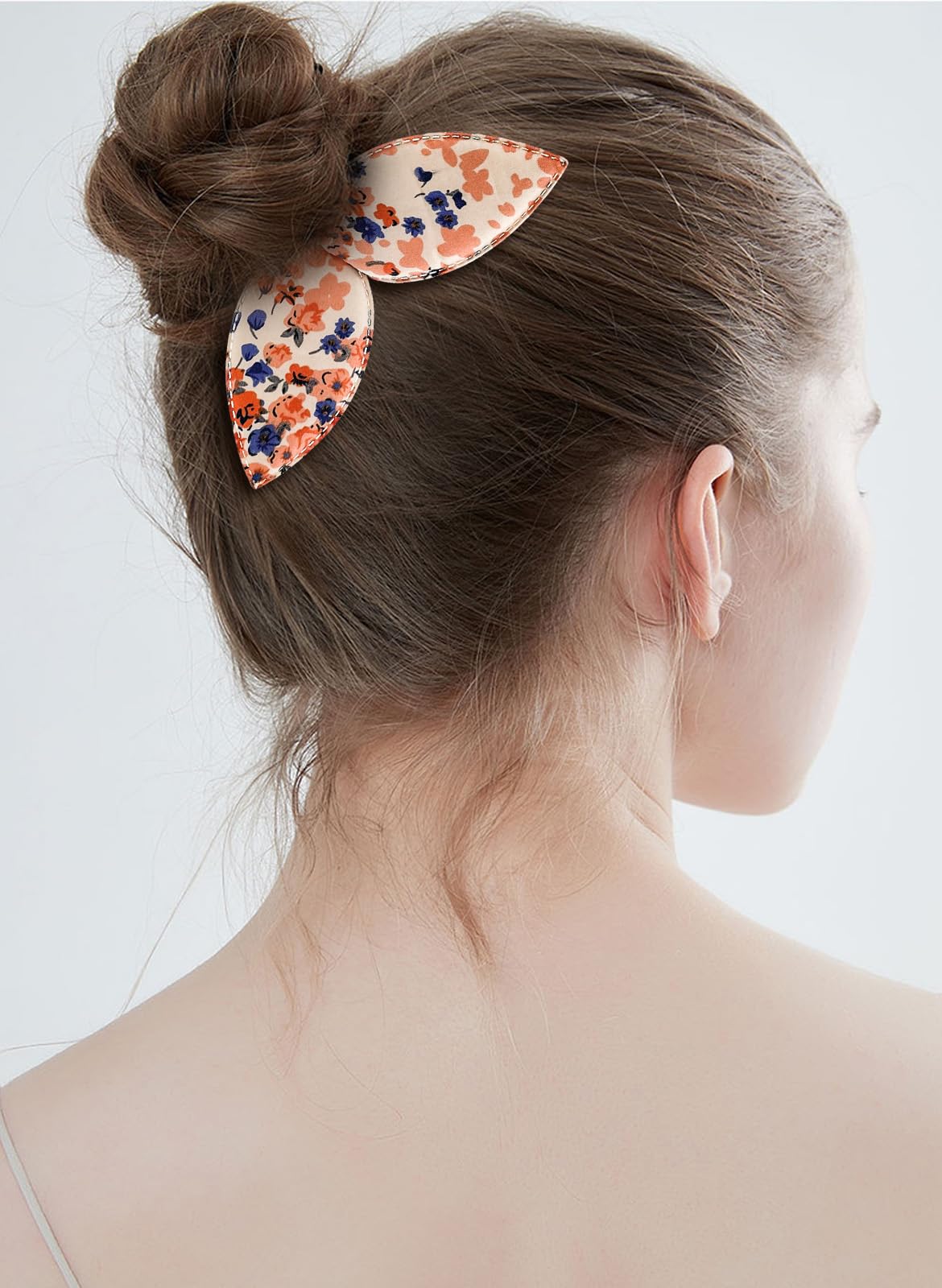Aswewamt Deft Bun Maker enables multiple bun styles for events.