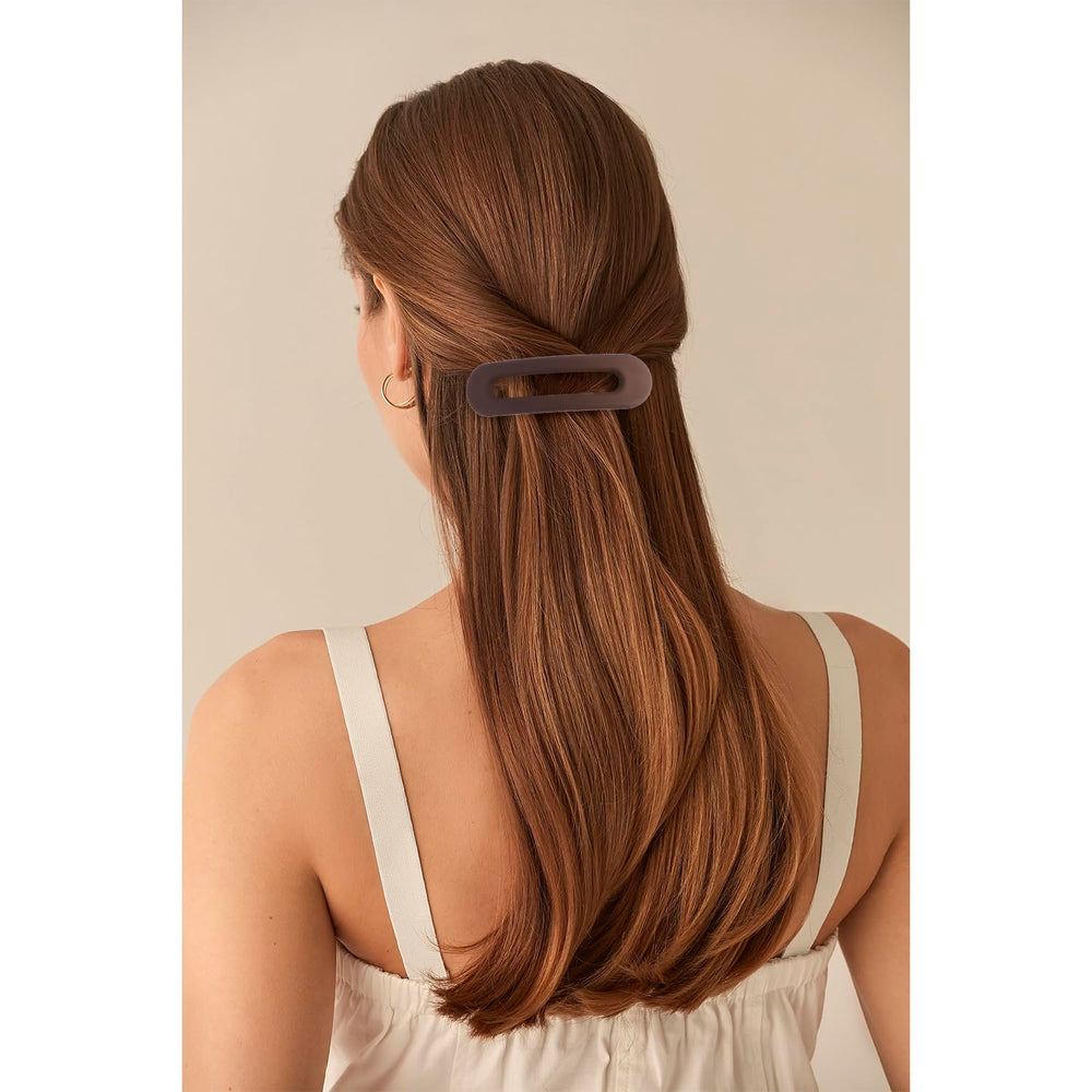 Atoden matte-texture close-up shows durable, lightweight plastic for reliable wear