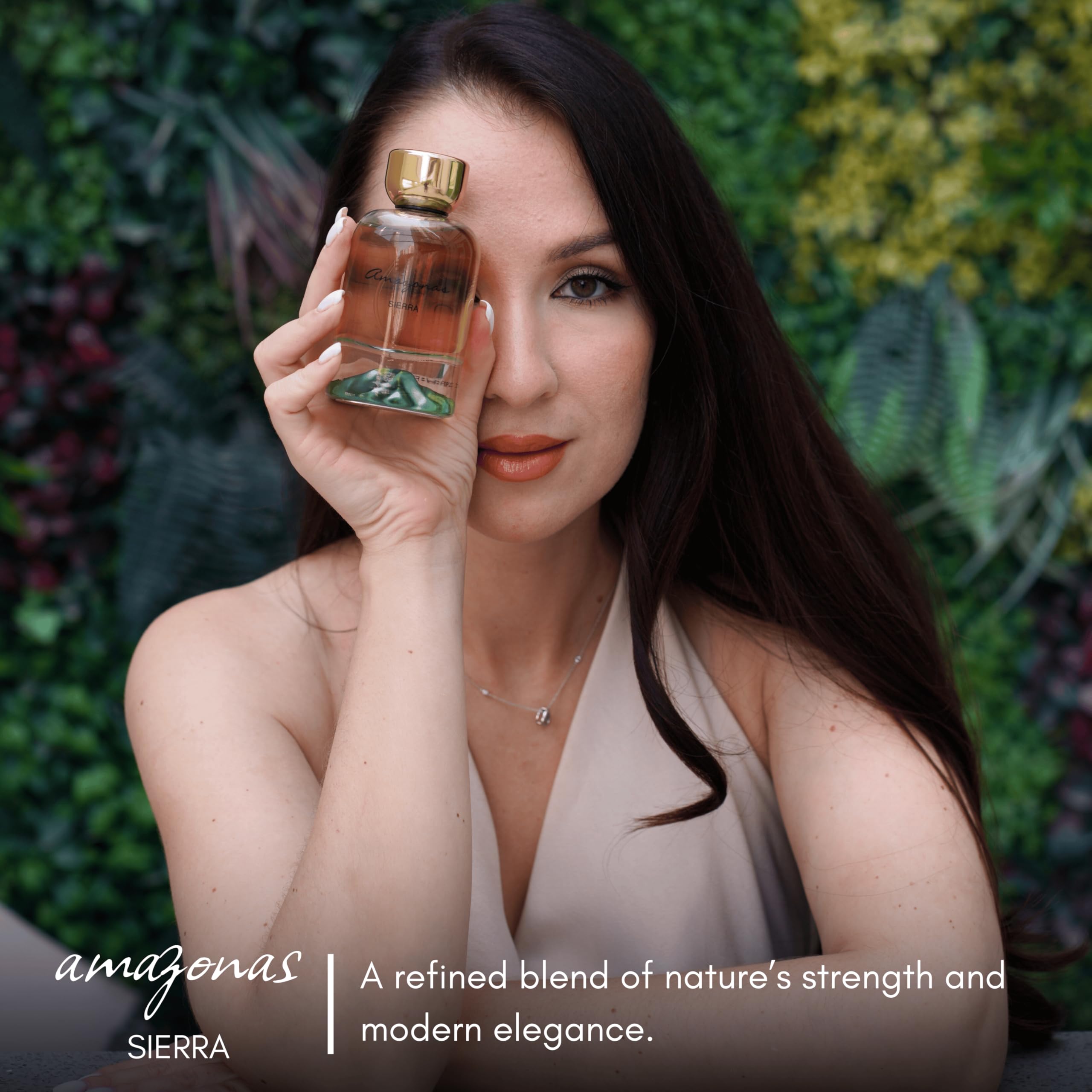 Atralia Amazonas Sierra Attar, notas aromáticas para una experiencia sensorial precisa.