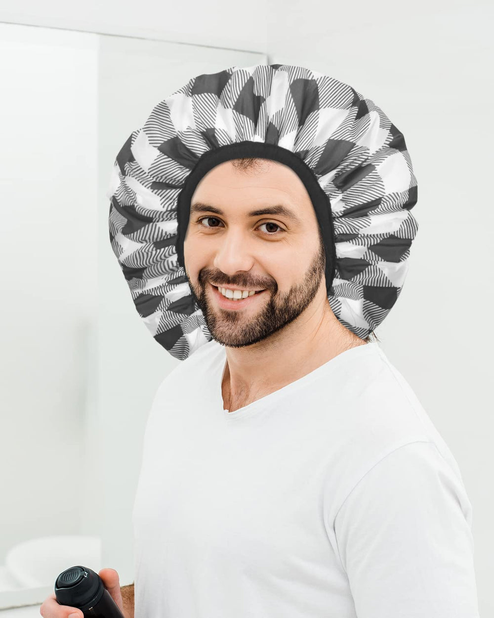 Auban shower cap dry hair care scene highlights comfortable, practical design.