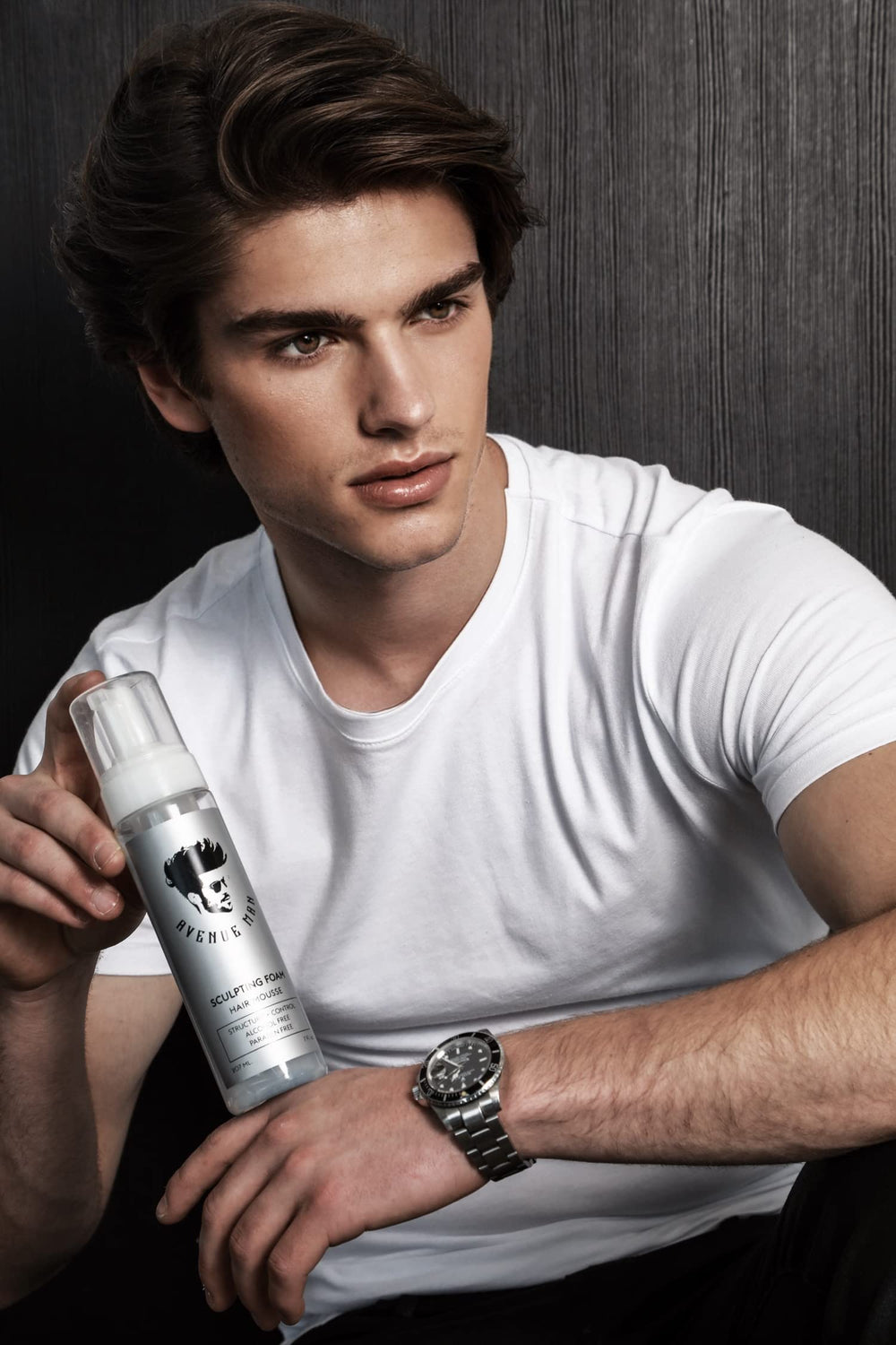 Avenue Man Mousse image emphasizes heat and humidity protection.