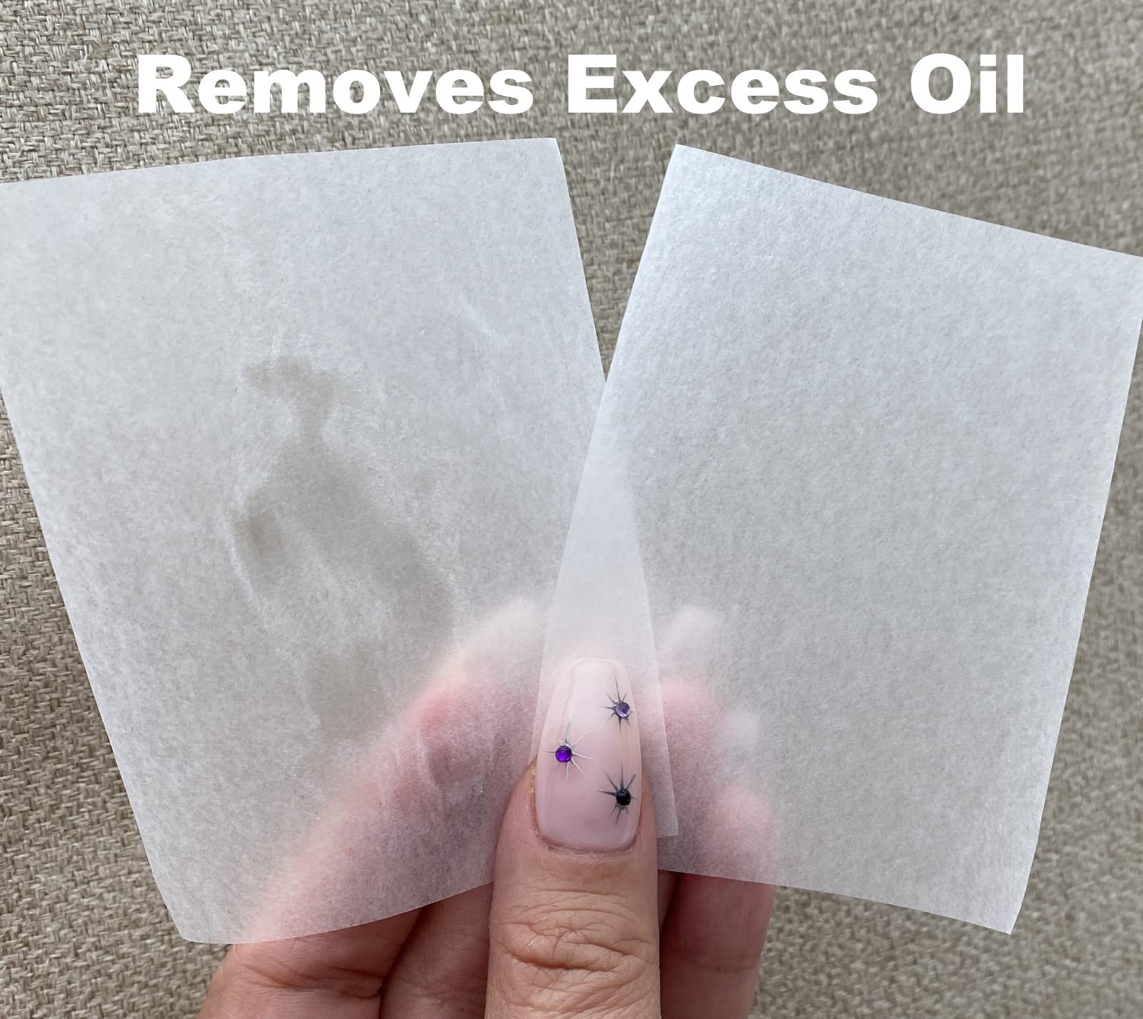 Azi blotting paper ready in makeup bag for travel and gym sessions with fragrance-free formula.