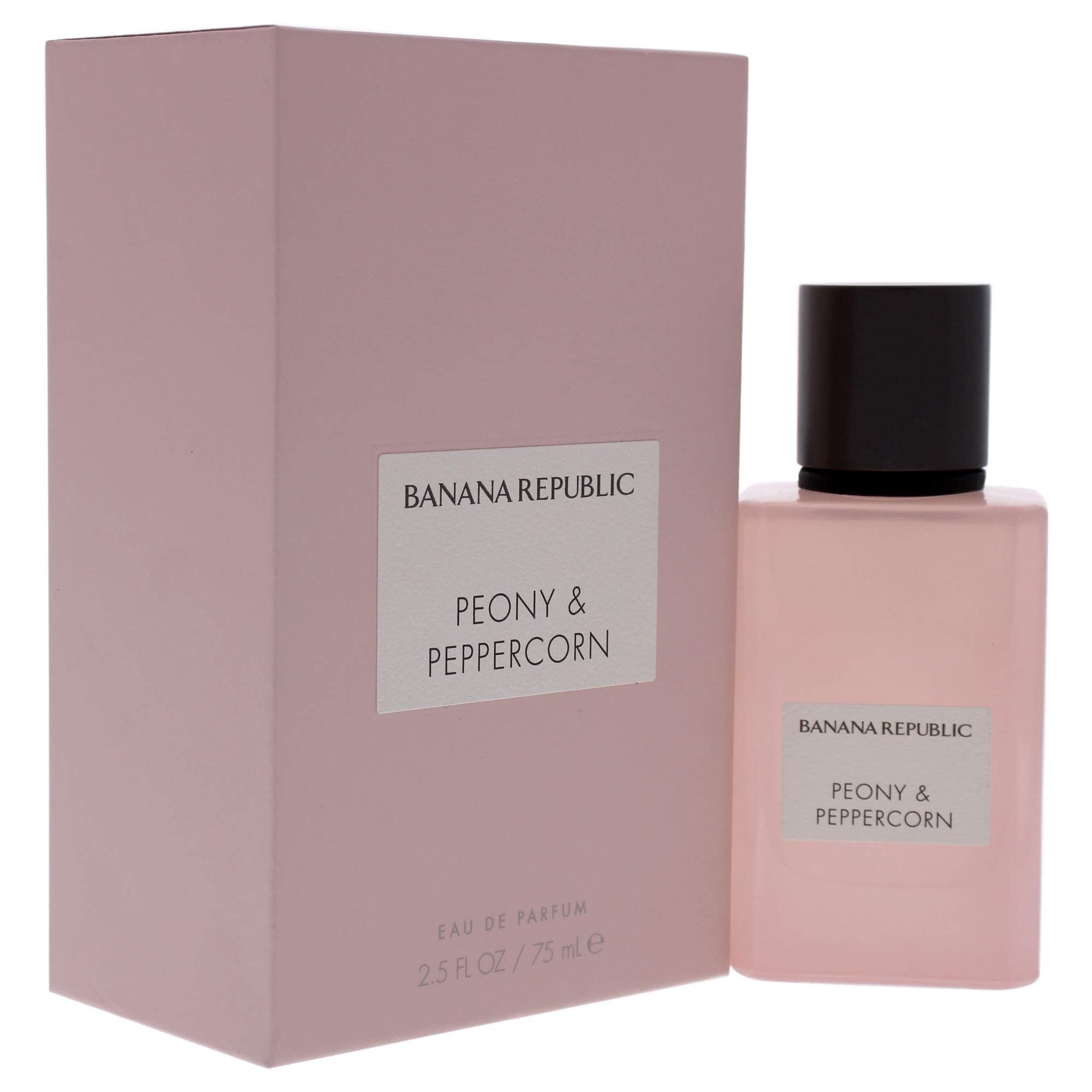 Banana Republic Icon Peony & Peppercorn spray nozzle enables easy, even application.