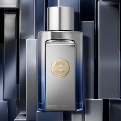 Banderas Antonio The Icon Elixir spray-mist enables quick, elegant application