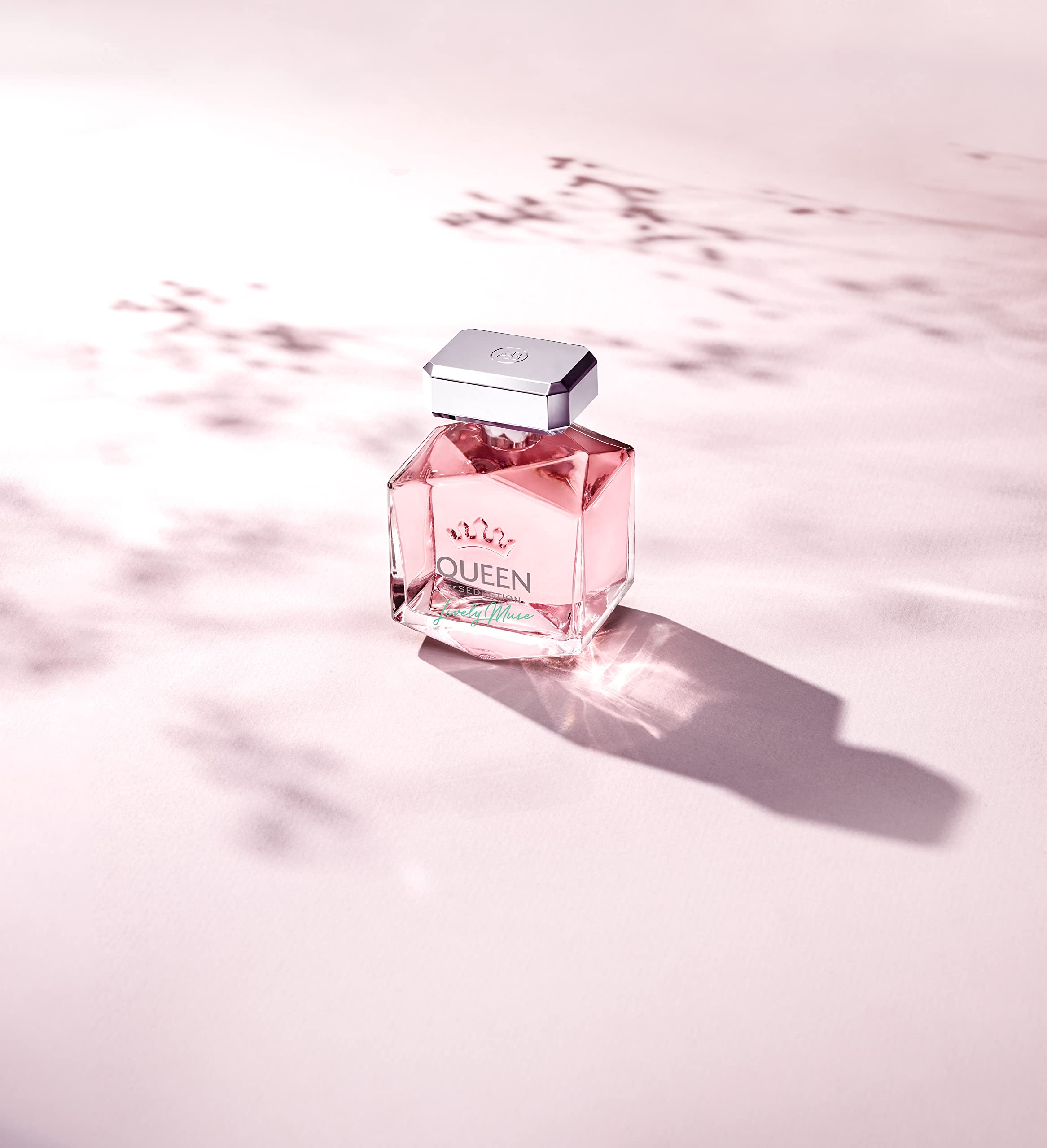 Antonio Banderas Seduction Universe packaging shot with gift-ready allure