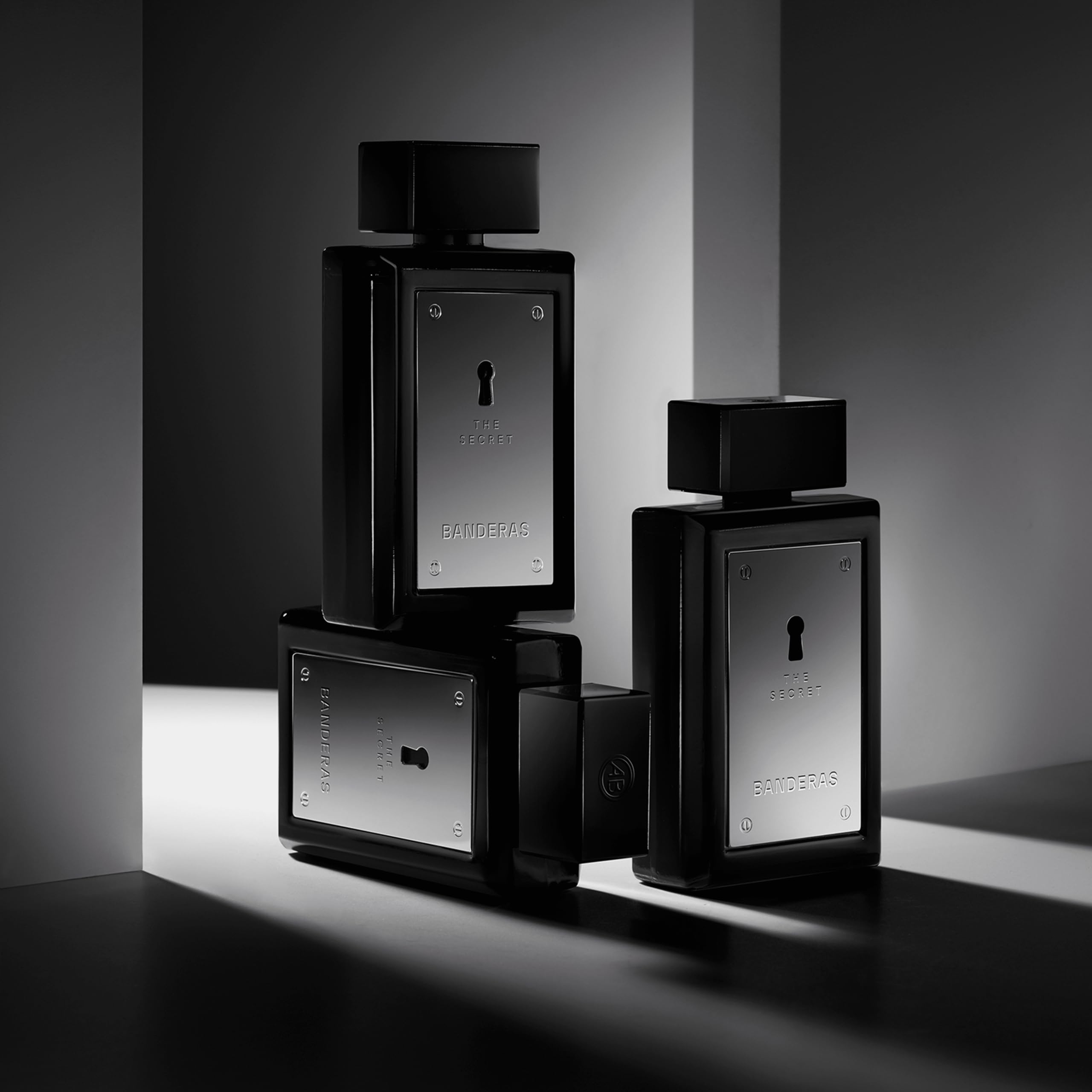 Banderas The Secret long-lasting performance for all-day confidence.