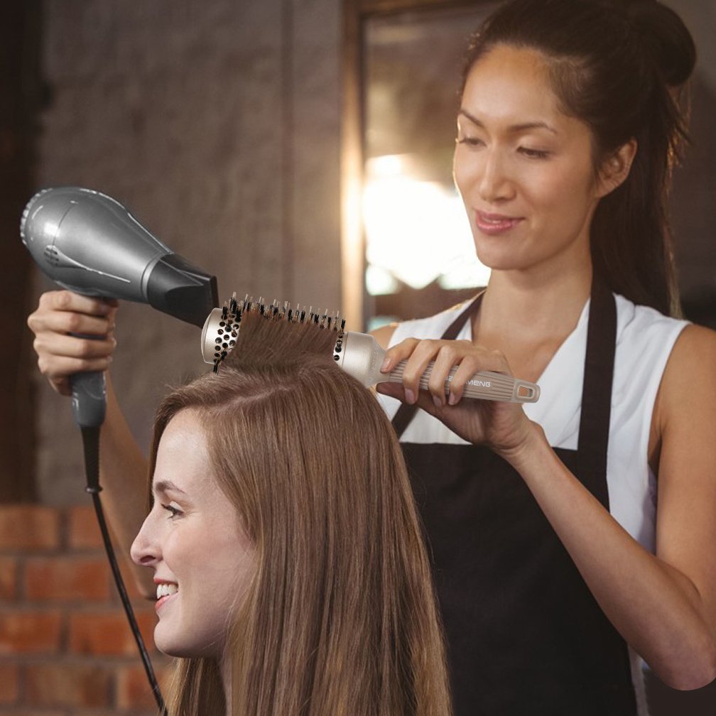 BANGMENG ergonomic handle offers comfortable grip during blow-drying.