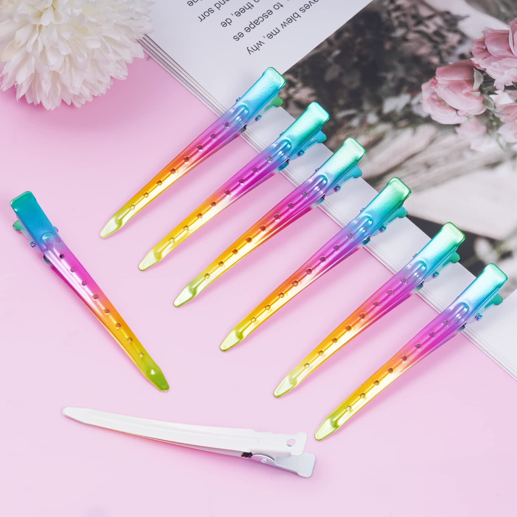 Bantoye hair sectioning clip in action helps you separate sections with ease