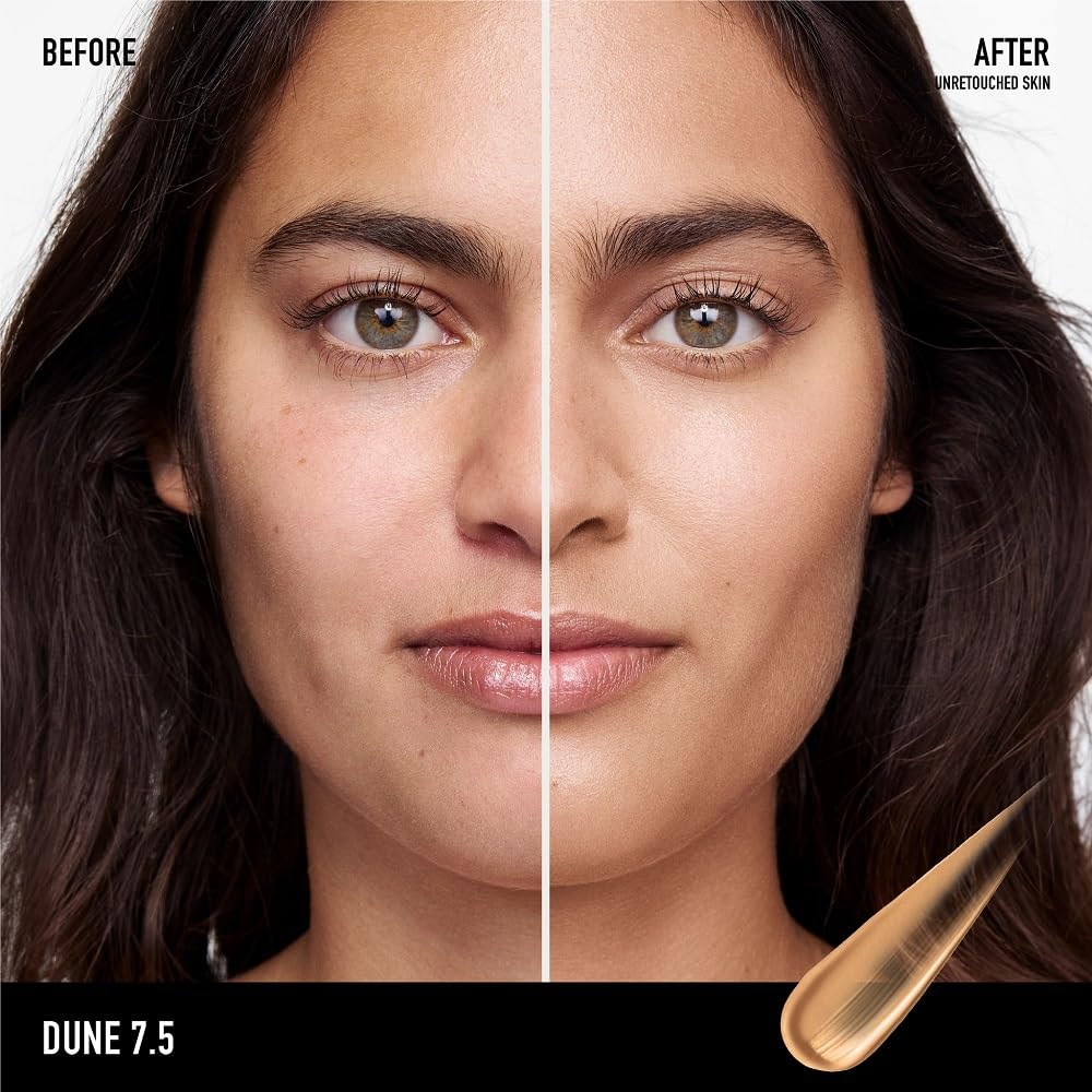 bareMinerals Complexion Rescue with hyaluronic acid provides lasting hydration for a fresh complexion.
