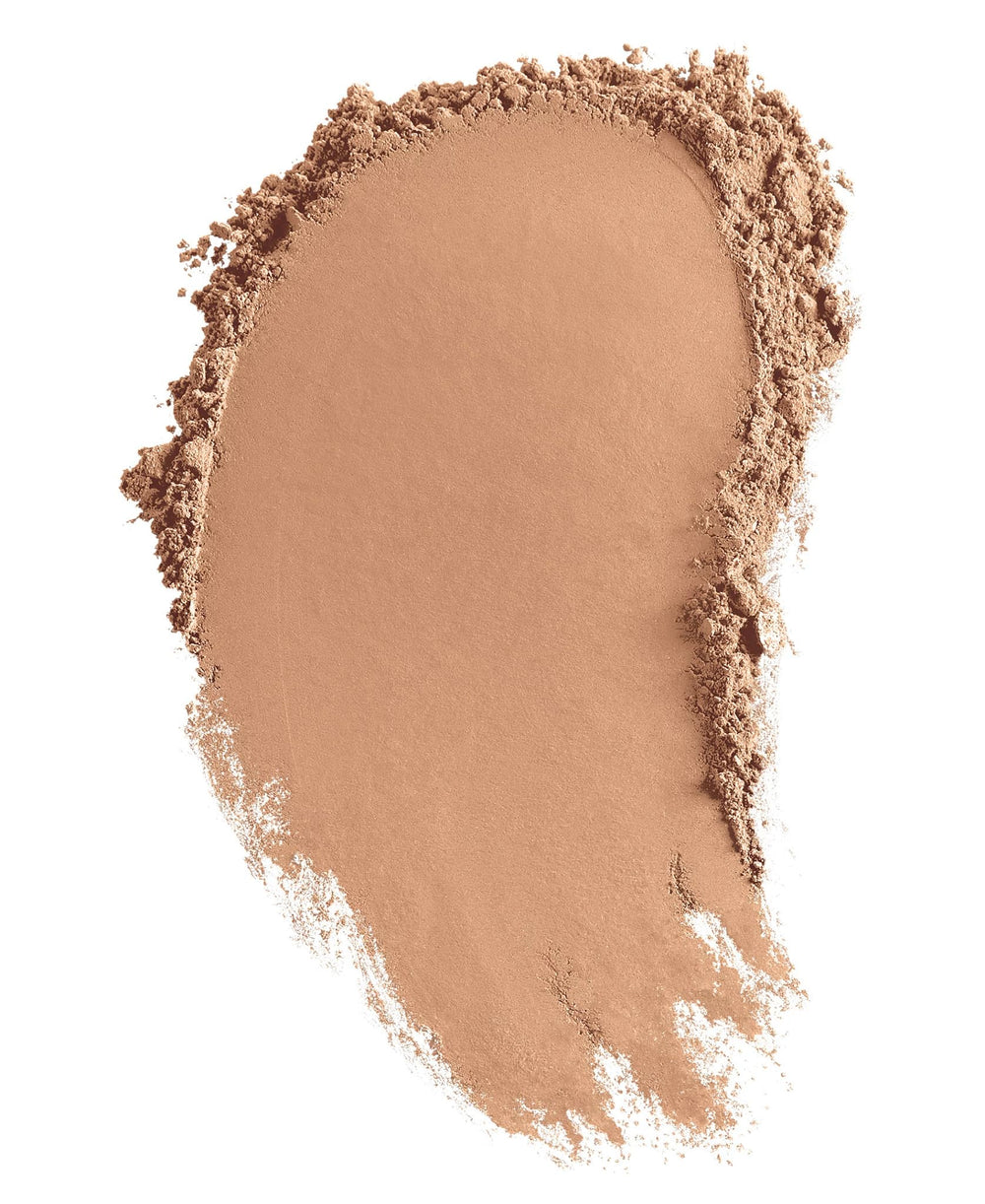 bareMinerals Original Matte Loose Foundation close-up pigment shows talc-free formula for comfortable wear.