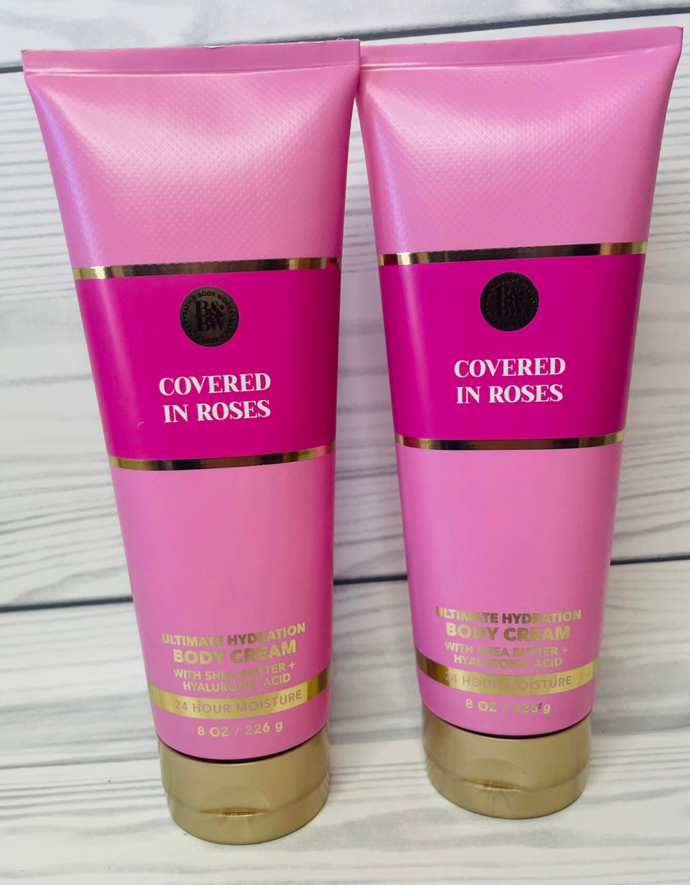 Bath & Body Works Covered in Roses cream swirl image demonstrates easy application