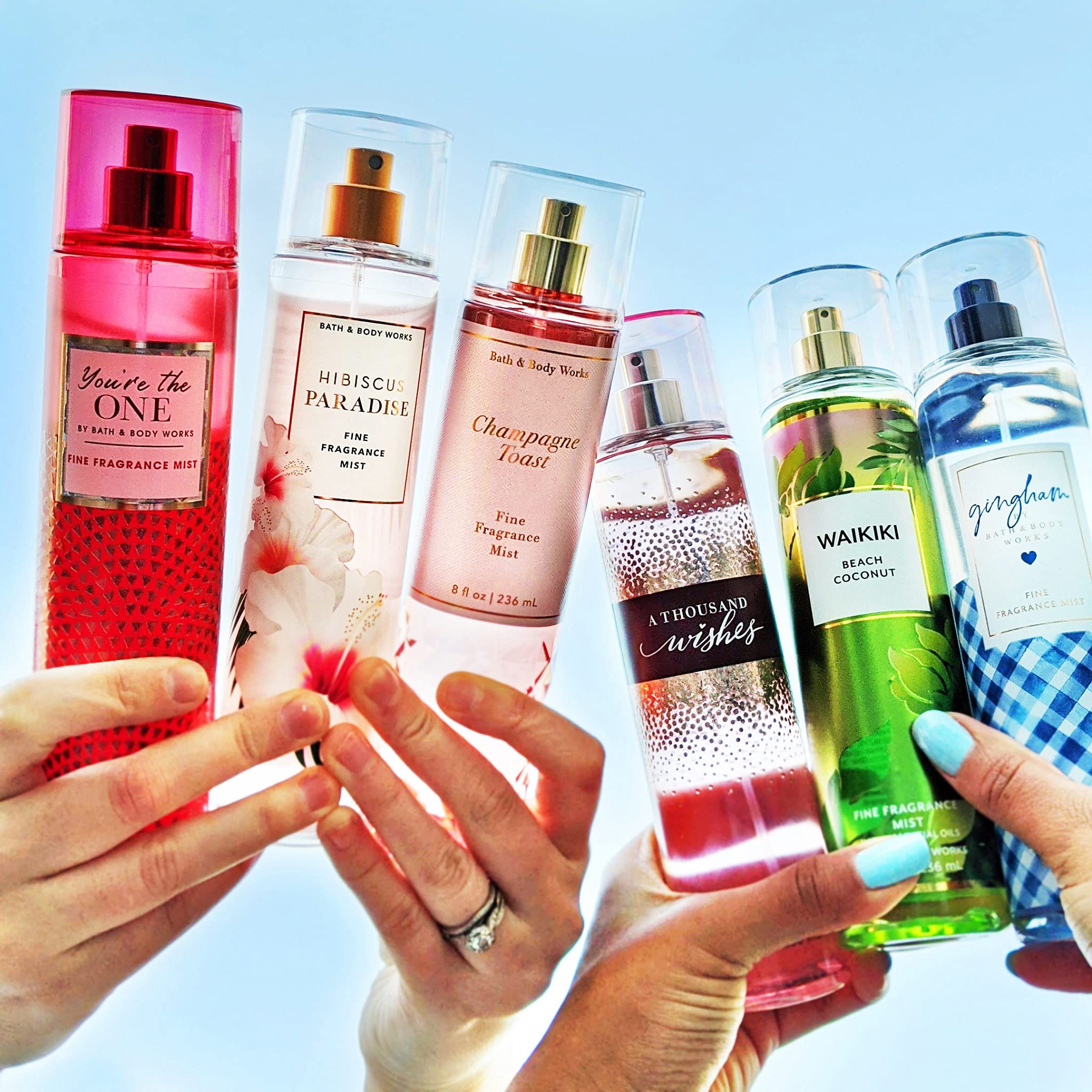 Bath & Body Works Flor de Cerezo Japonés bruma-suave para la piel diariamente.