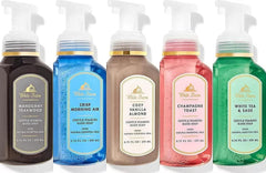 Bath & Body Works Gentle Foaming Hand Soap Kitchen Basics Cozy Vanilla Almond pour delivers fragrance and lather