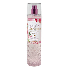 Bath & Body Works Gingham Gorgeous bottle pump enables easy, light fragrance for everyday freshness.