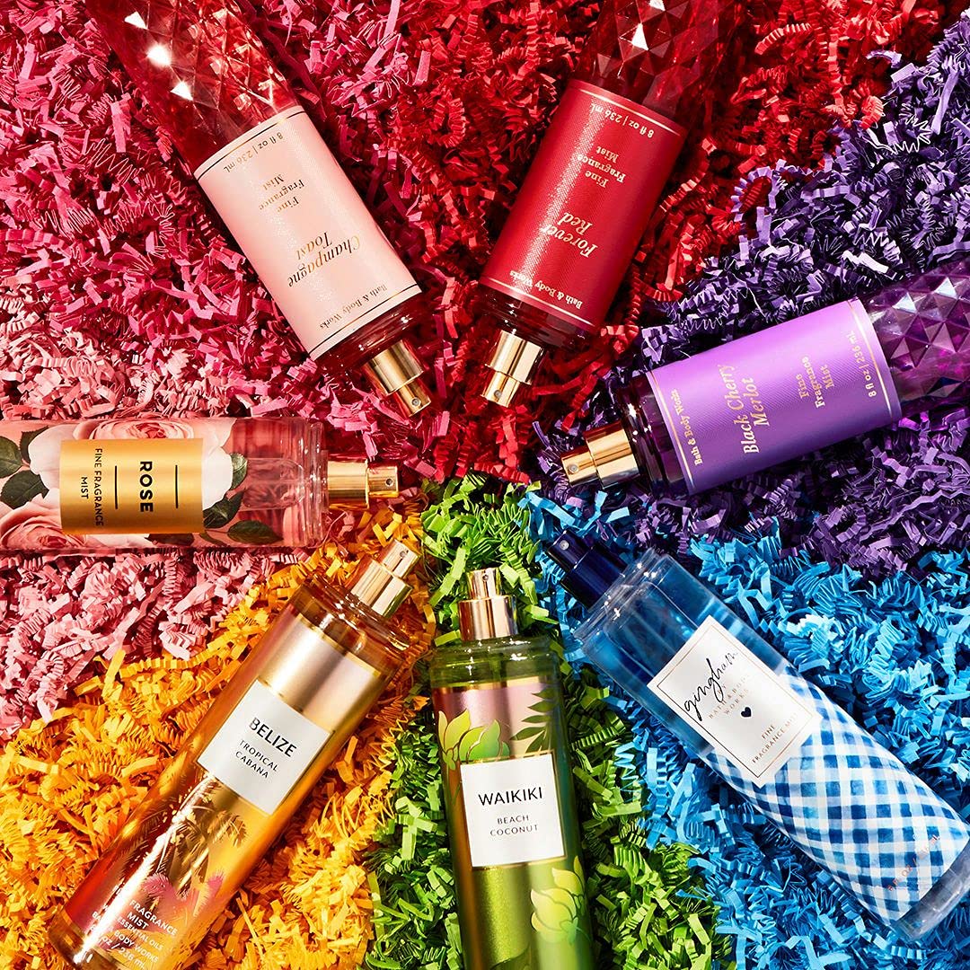 Bath & Body Works Japanese Cherry Blossom gift-ready box ideal for a thoughtful fragrance present.