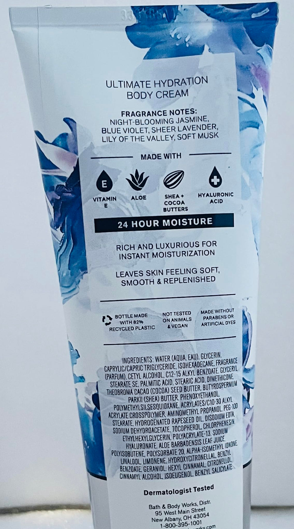 Bath & Body Works Moonlight Path tube close-up highlights easy-application and whole-body care