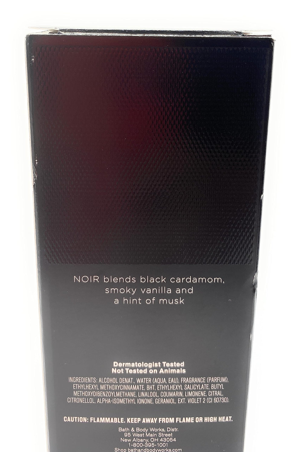 Bath and Body Works Noir spray bottle view, suggesting lasting aroma for evening occasions.