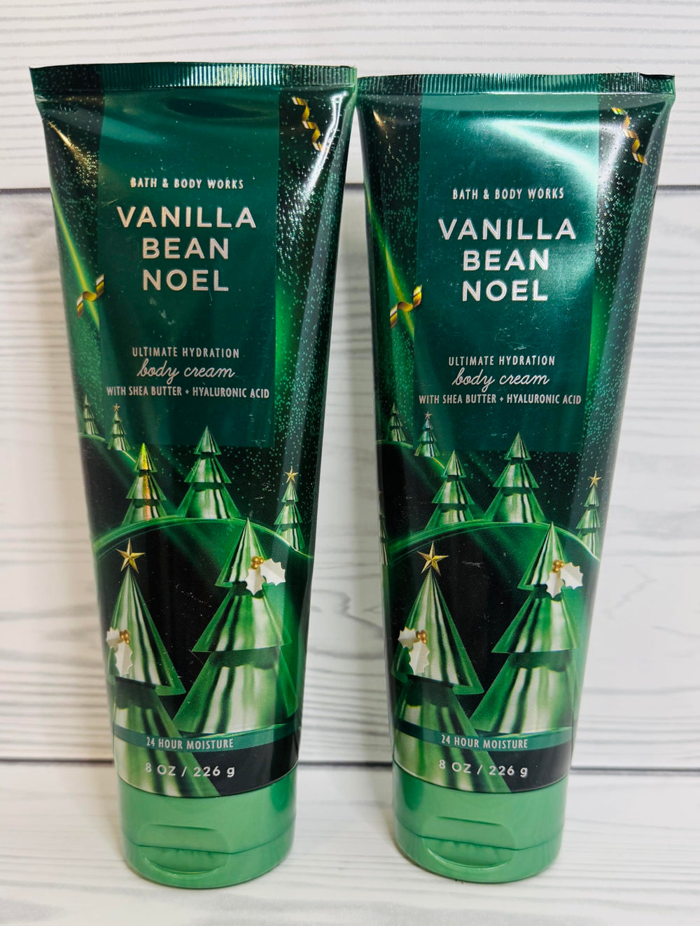 Bath & Body Works Vanilla Bean Noel pack of 2 display highlighting value and long-lasting hydration
