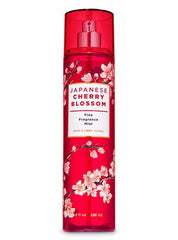 Bath & Body Works Japanese Cherry Blossom shower gel bottle for refreshing cleanse and fragrance
