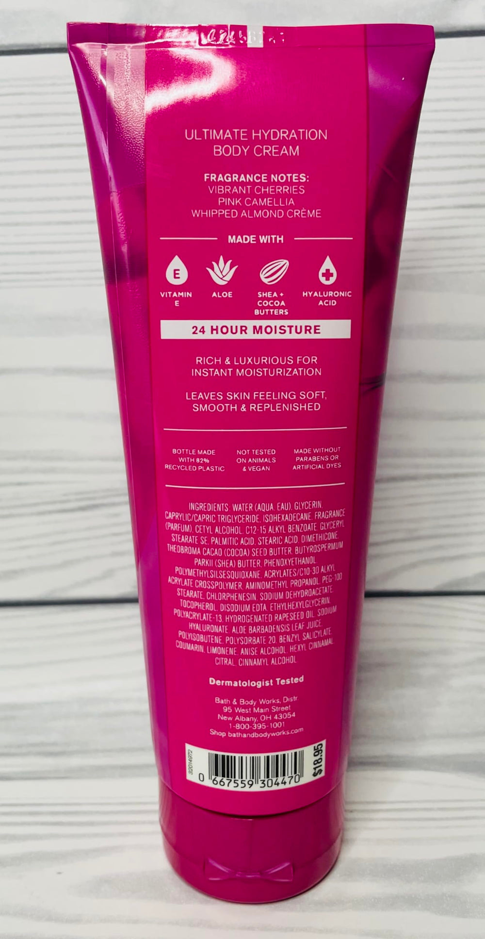 Bath & Body Works Perfect in Pink close-up—fragrance notes support signature scent