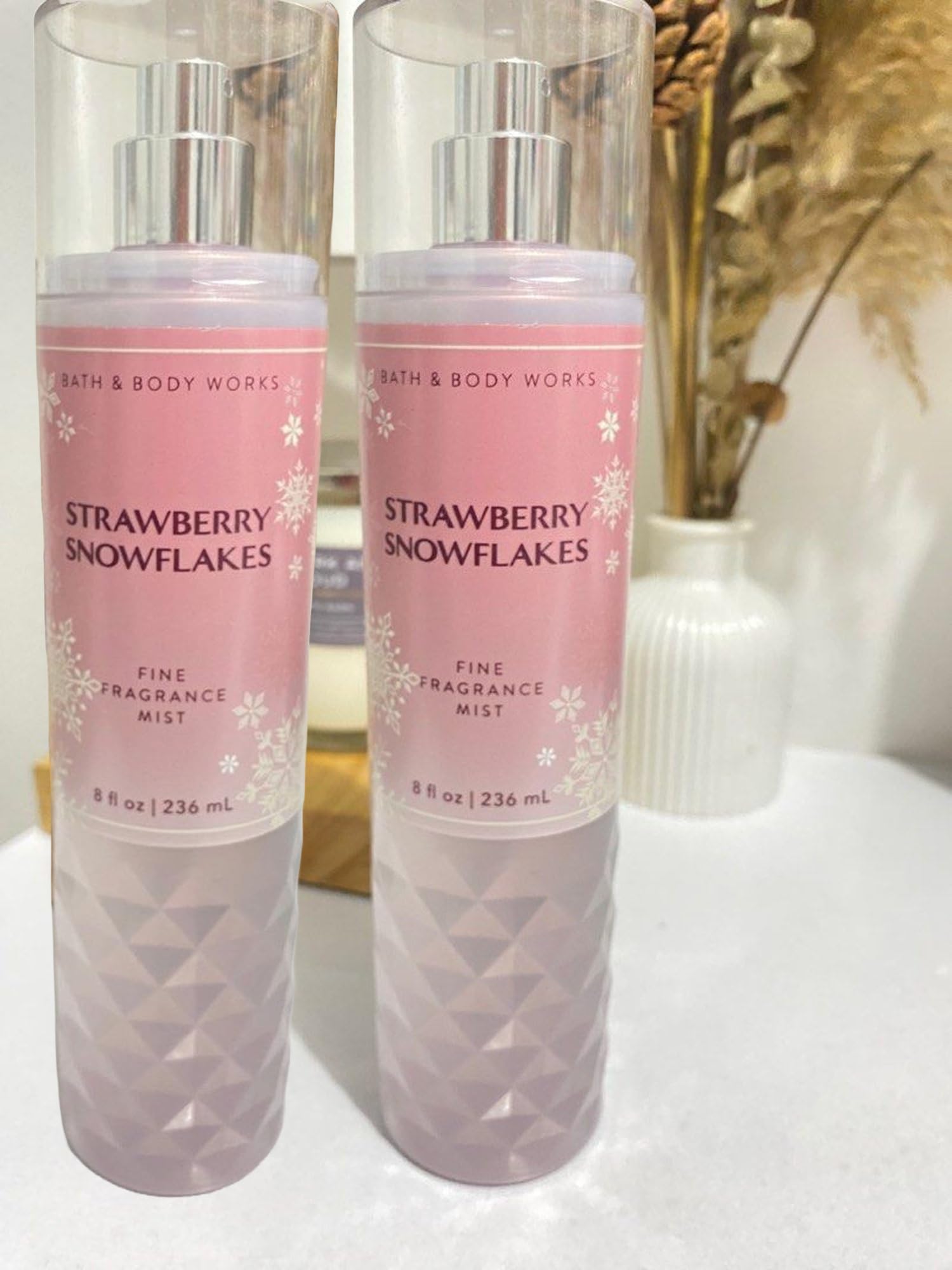 Bath & Body Works Strawberry Snowflakes mist dispense for quick refresh and scent boost