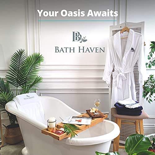 Bath Haven secure-attachment photo demonstrates firm grip on smooth tub surfaces.