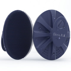 BEAUTAIL silicone body scrubber in use for gentle exfoliation and quick drying