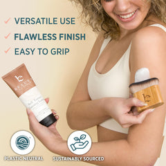 Beauty by Earth Ultra Soft Self Tanner Brush enables streak-free application in kabuki style.