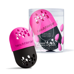 beautyblender Blender Defender color pink-black showcases stylish, travel-ready protection for your beauty sponge.