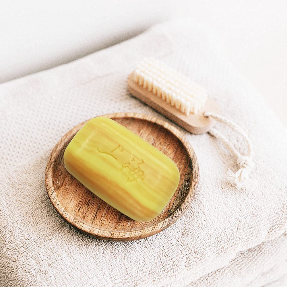 Bee & Flower Shanghai sulfur soap family-use scene emphasizes shared skincare routine.