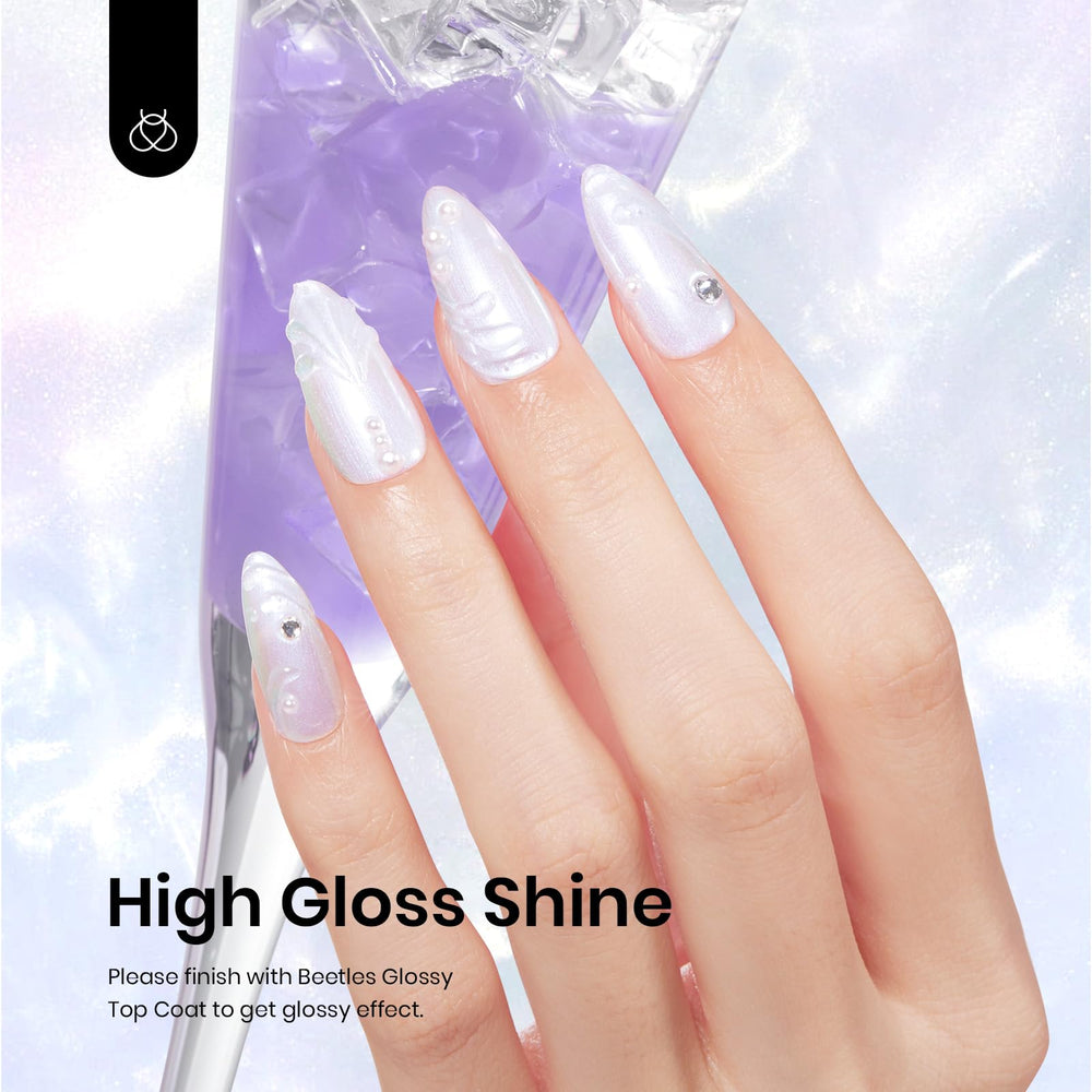 Beetles Crystal Snowflakes Gel Nail Art con copos de cristal decorativos.