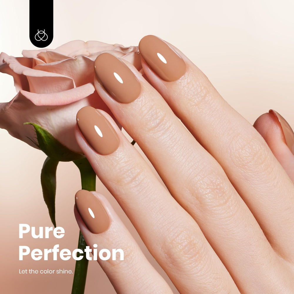 Beetles Winter Gel Polish caramel curing under UV/LED demonstrated