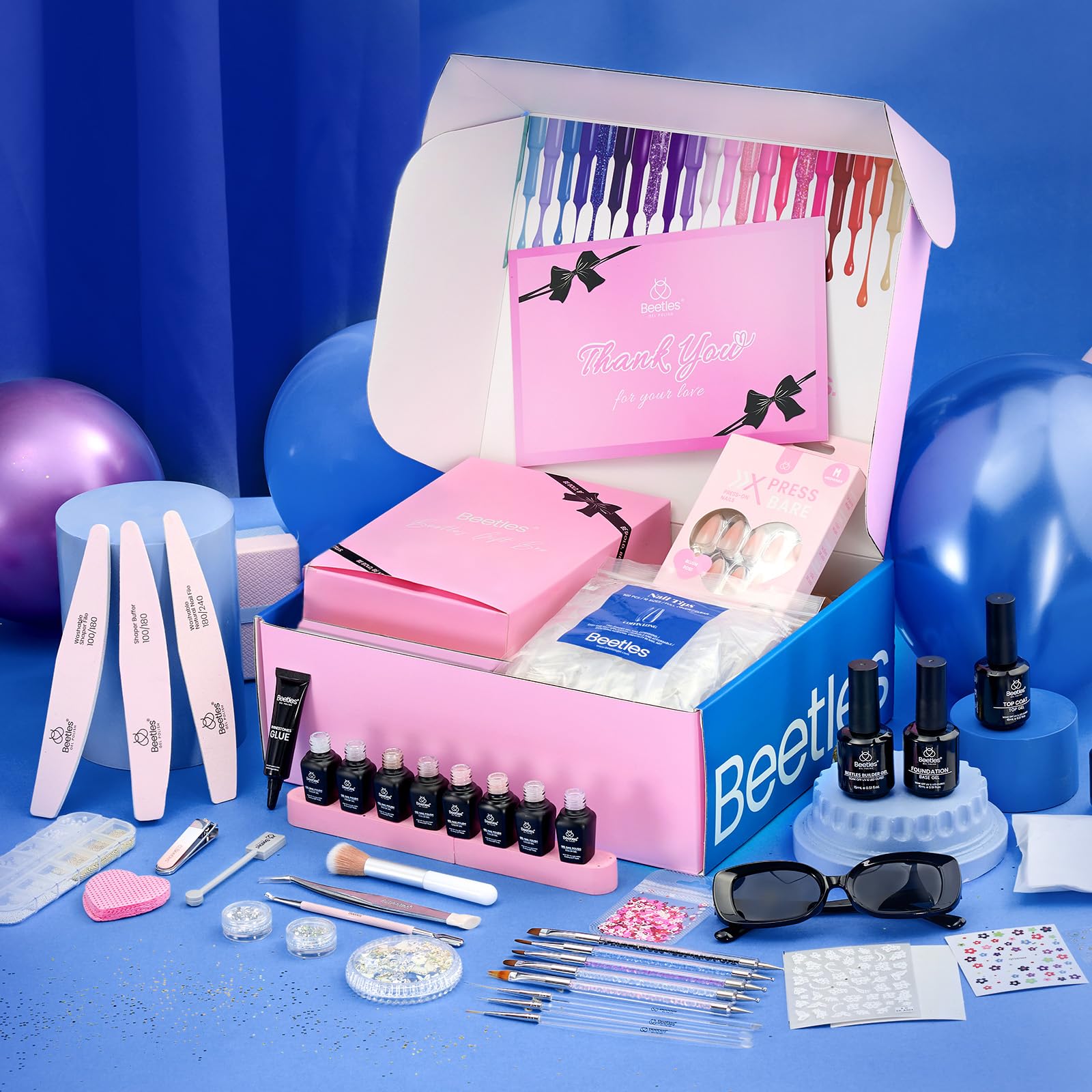 Beetles winter gift box hints at a ready-to-gift kit for women.