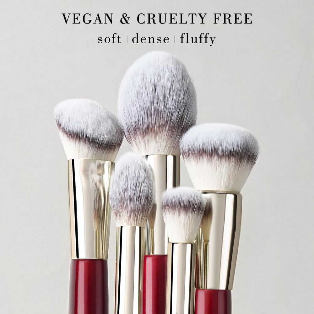 BEILI vegan fiber soft brush close-up emphasizes cruelty-free bristles.
