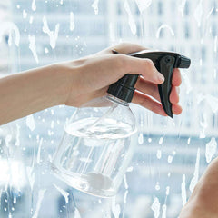 Bekith adjustable head sprayer shown for fine to stream control.