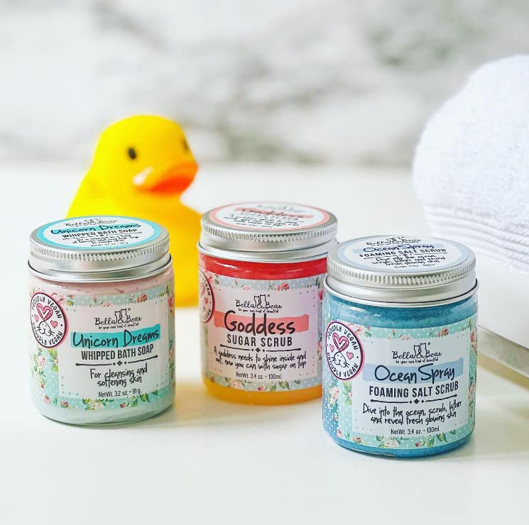 Close-up texture of Bella & Bear Ocean Spray Body Scrub exfoliating grains