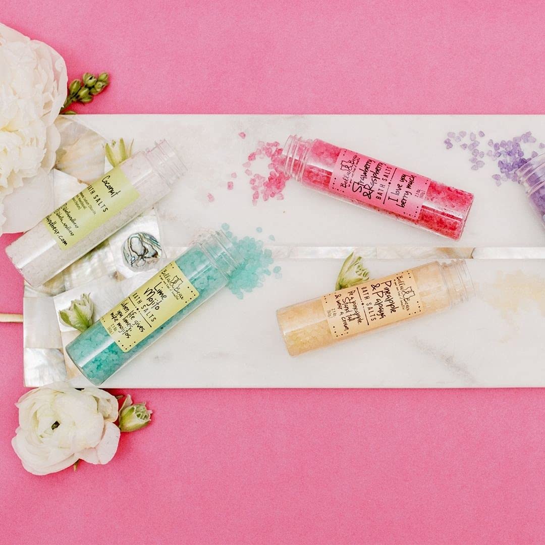 Close look at fruity essence and natural ingredients in Paradise Fruits salts.