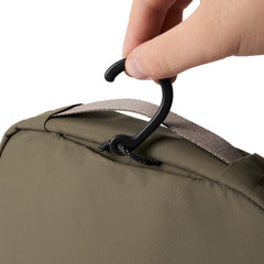Bellroy Hanging Toiletry Kit SeaKelp inside pockets for organized storage of large items.