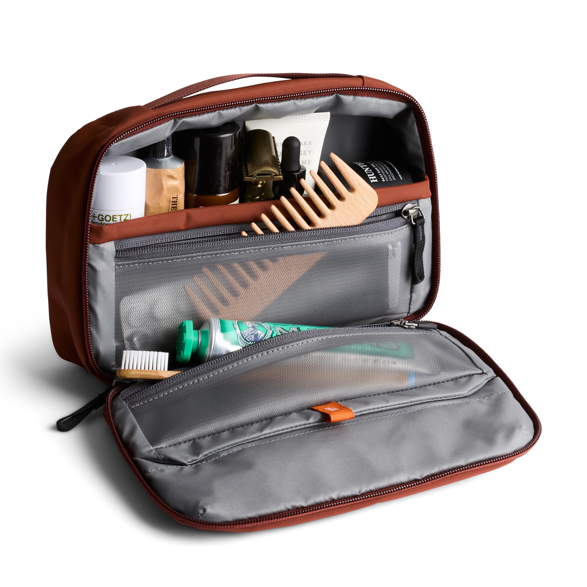 Bellroy Hanging Toiletry Kit shelf pocket organizes large items