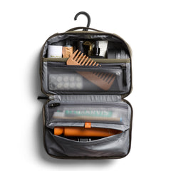 Bellroy Hanging Toiletry Kit SeaKelp transparent zip pocket offers visibility and quick access.