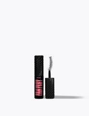 Benefit Fan Fest mascara lashes after application show fanned, defined volume.