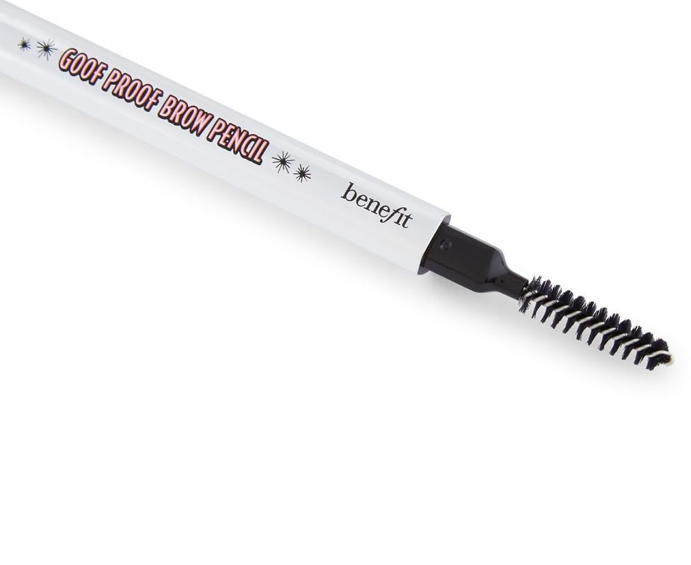 Benefit Goof Proof Brow Pencil No.2 Light shade variants for six easy matches.