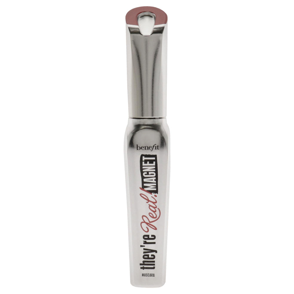 Benefit They're Real Magnet brush density view highlights flexible, buildable volume