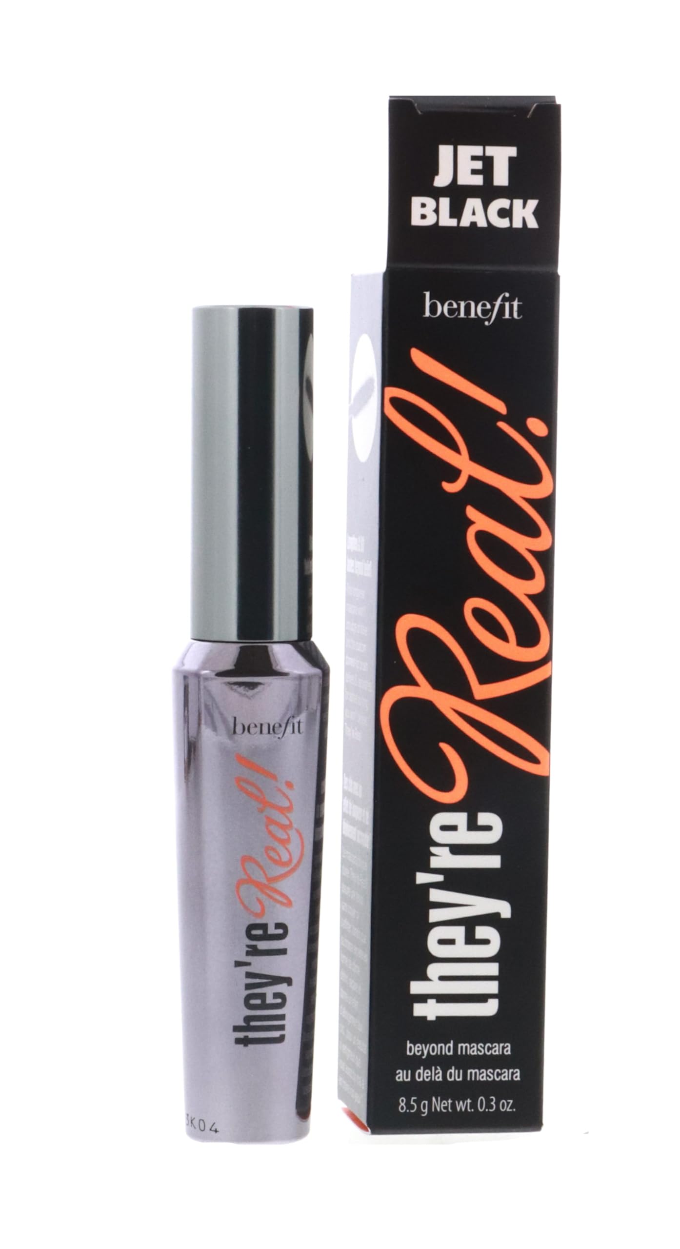 Benefit They're Real Mascara brush close-up for dramatic lash separation.