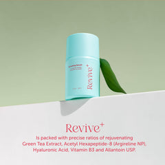 Applying Berkland Green Tea Elixir Serum for glowing skin.