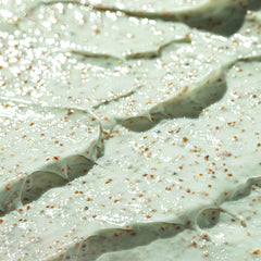 Berlaney ingredients panel emphasizes organic shea butter and coconut oil for hydration.